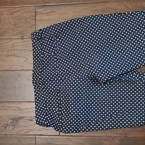 Old Navy women's Pixie Mid-Rise pants size 6 - Picture 4 of 10